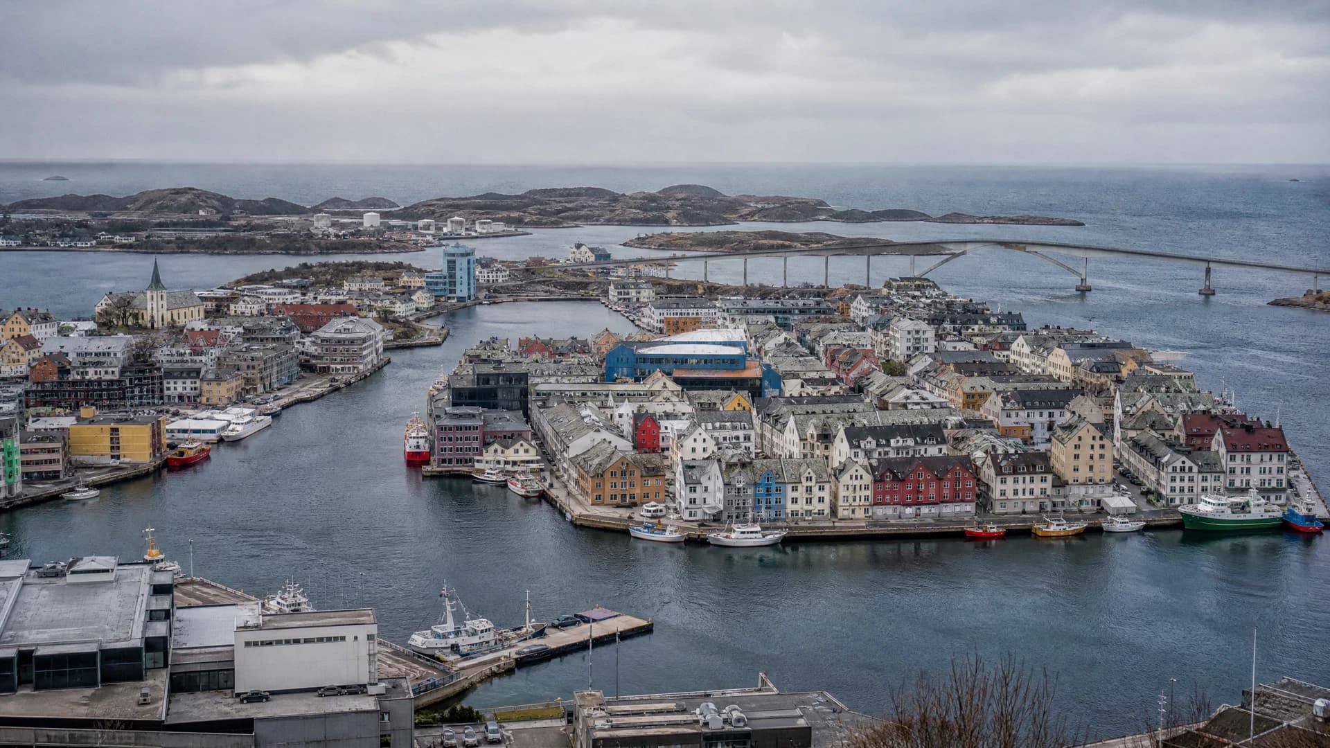 Kristiansund to Karvag