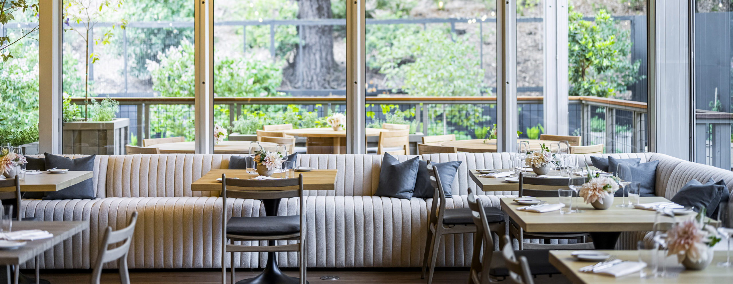 Benbow Historic Inn: A Touch of Tudor Majesty on the Redwood Highway