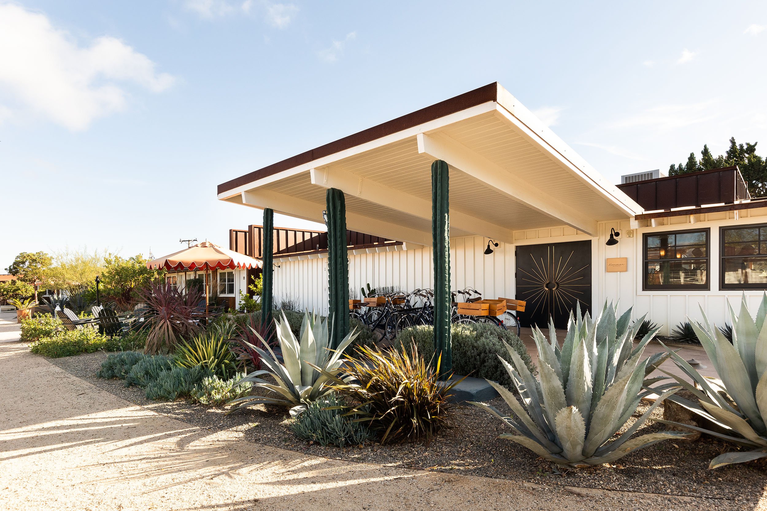 Elk Cove Inn: A Serene Coastal Retreat on the Edge of the Pacific