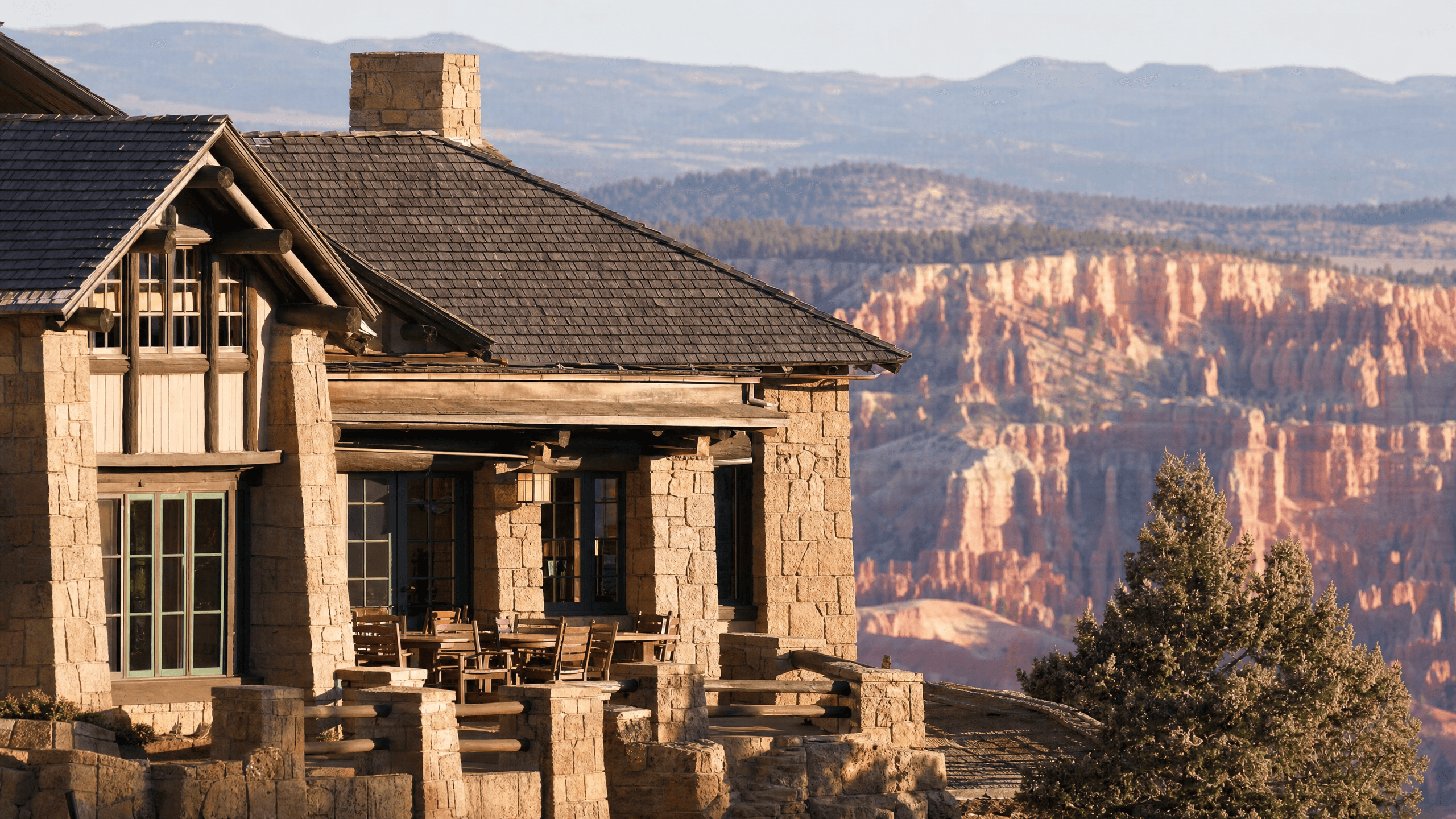 Lodge at Bryce Canyon: A Historic Stay on the Edge of the Hoodoos