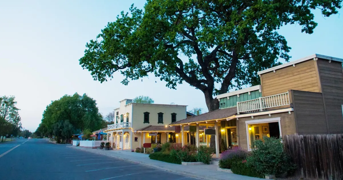 Los Olivos Weekend Guide: Plan a Santa Ynez Valley Stay